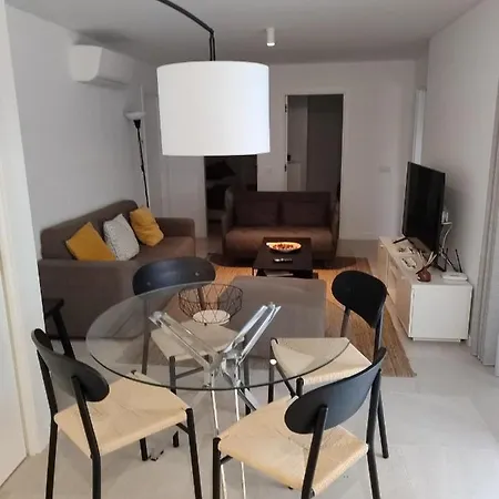 Cozy 2 Bedrooms Center Ferragudo Flat فيريغودو